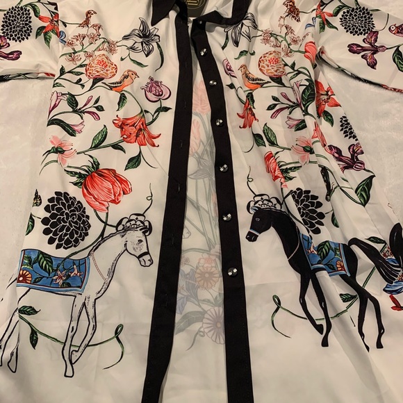 Button down shirt dress . - Picture 3 of 4